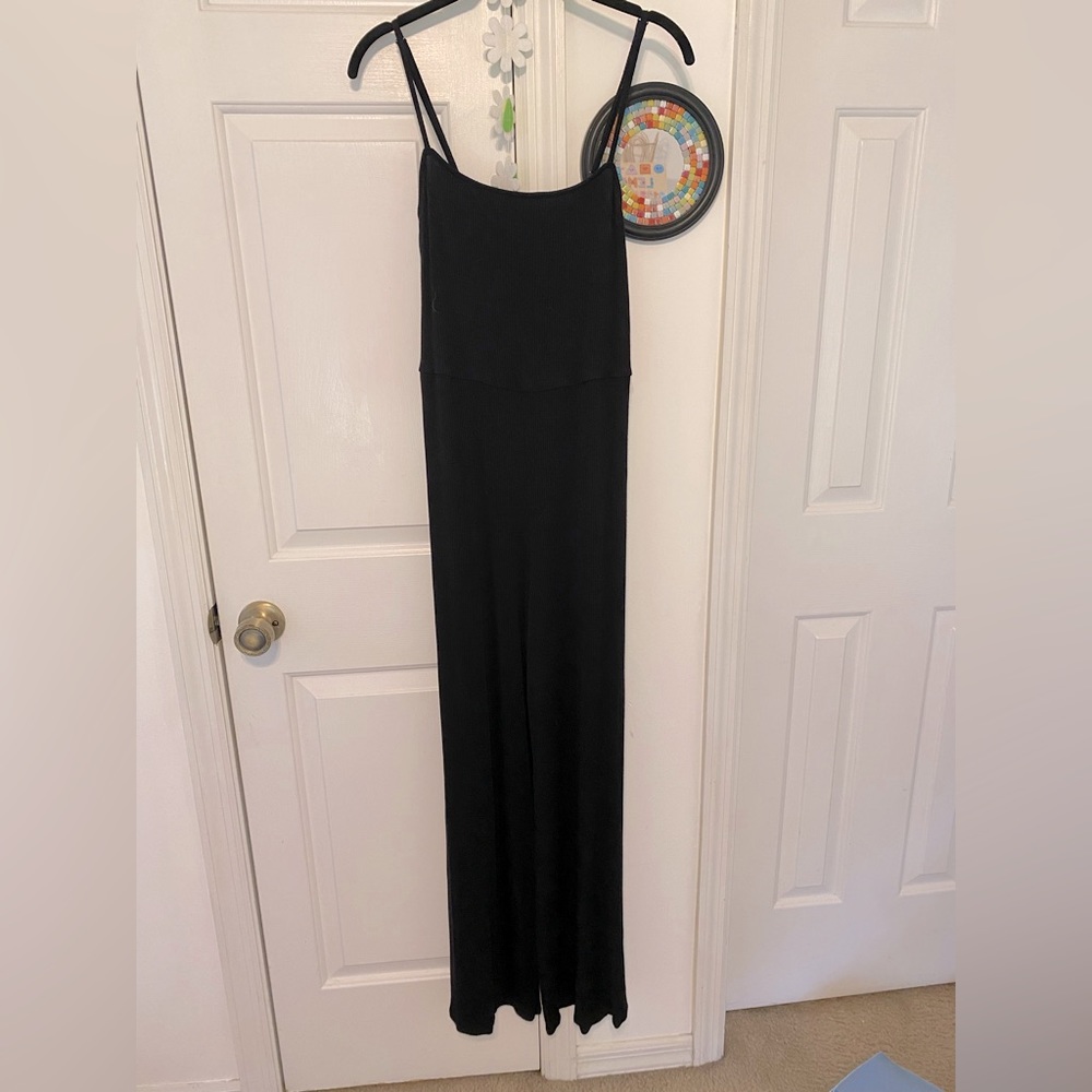 GB pant jumpsuit in great condition. Color black, size large.